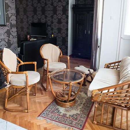 Apartment Marshall Resavska Belgrado Buitenkant foto