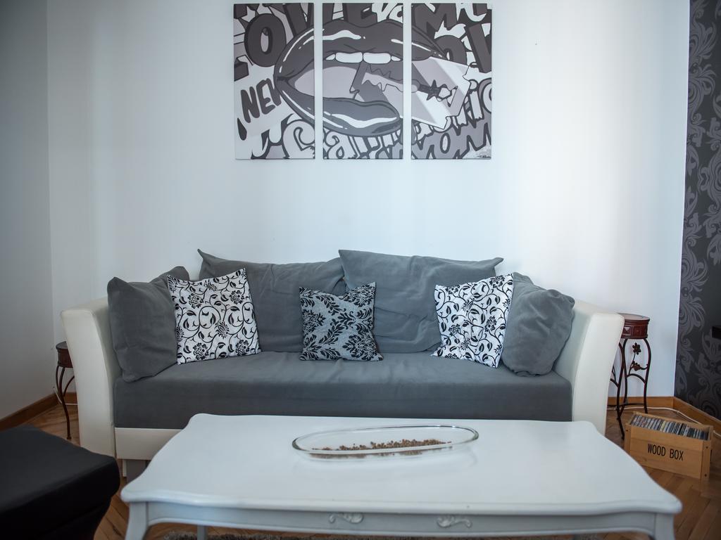 Apartment Marshall Resavska Belgrado Buitenkant foto