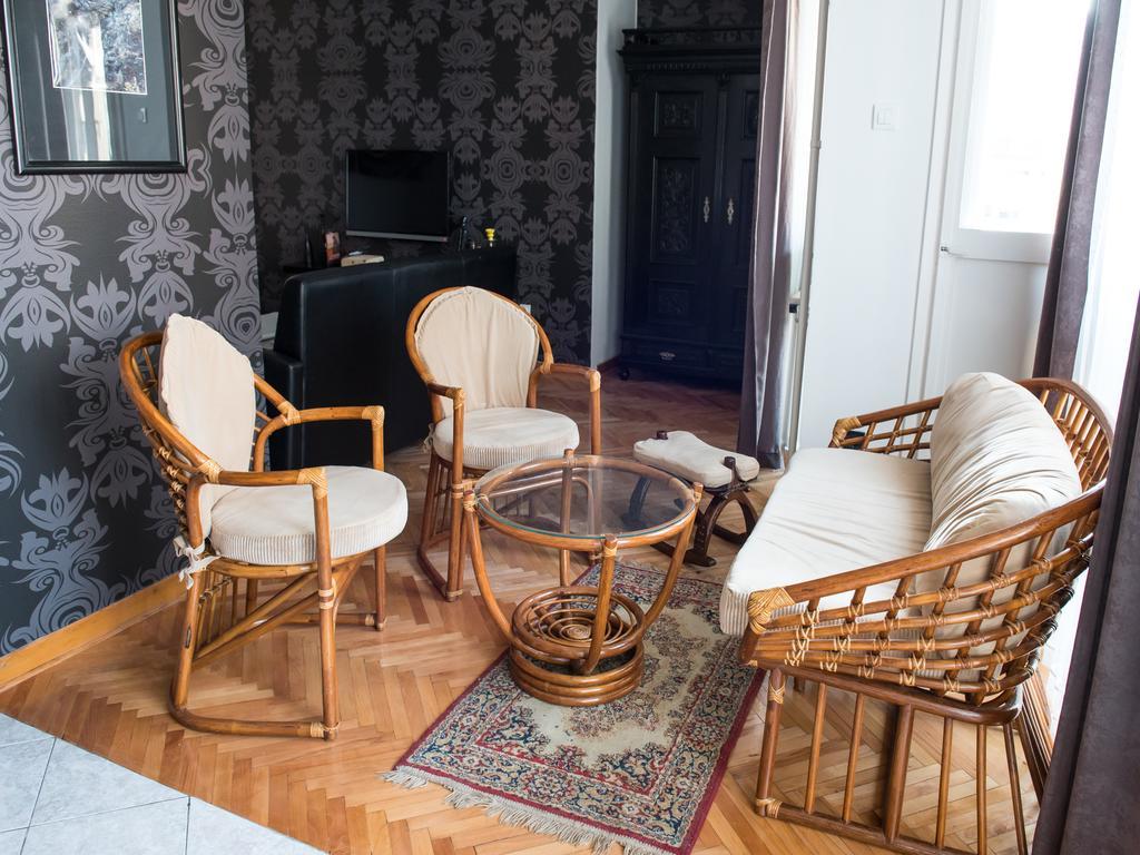 Apartment Marshall Resavska Belgrado Buitenkant foto